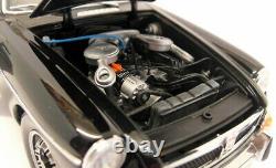 Universal Hobbies 1/18 Scale Diecast 4456 MG MGB GT V8 Black