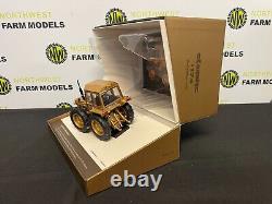 Universal Hobbies 6211 132 Scale County 1174 Gold Edition Limited Edition