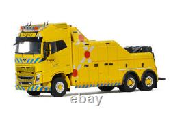 WSI 01-3465 Volvo FH4 Globetrotter 6x2 Falkom Wrecker Truck Logicx Scale 150